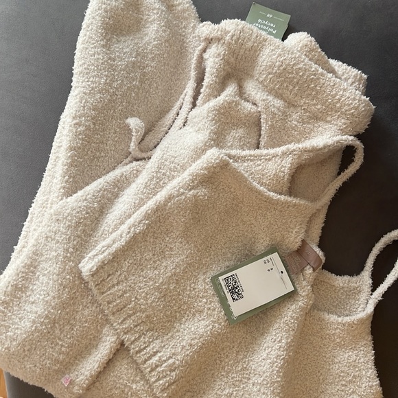 White Fluffy Jogger Set - Picture 3 of 3